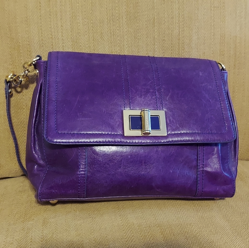 B. Makowsky Shoulder Bag
